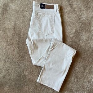 NWT - Atlas Lightweight Stretch 5-Pocket Pant - 2 sizes available